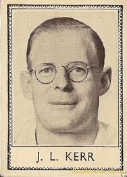 1937 Barratt & Co Famous Cricketers 