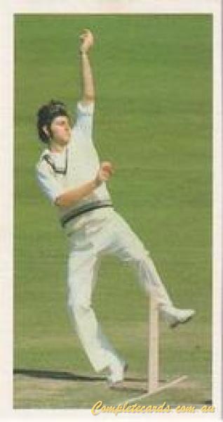 1980 Geo.Bassett Confectionery Play Cricket 